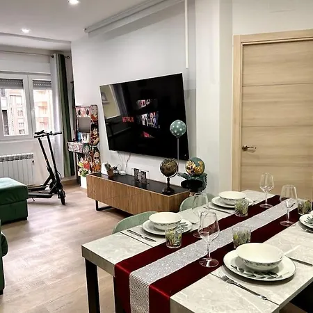 Apartment Lujo 10 Pax Proyector, Maquina Arcade Y Patinetes *