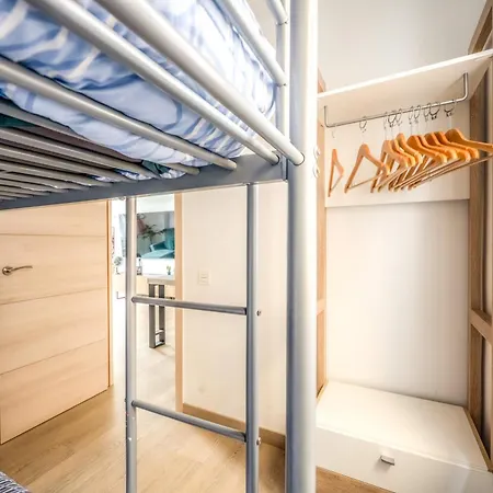 Apartamento Lujo 10 Pax Proyector, Maquina Arcade Y Patinetes *
