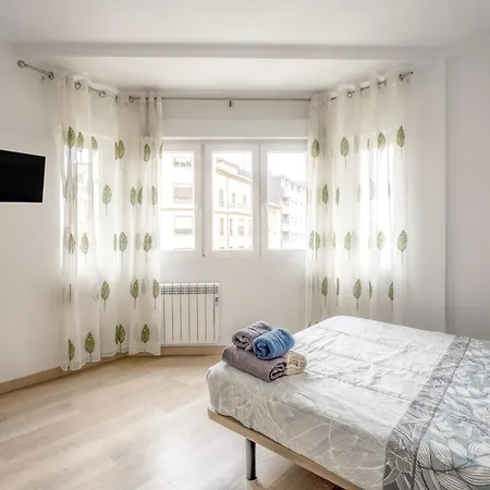 Apartamento Lujo 10 Pax Proyector, Maquina Arcade Y Patinetes Oviedo