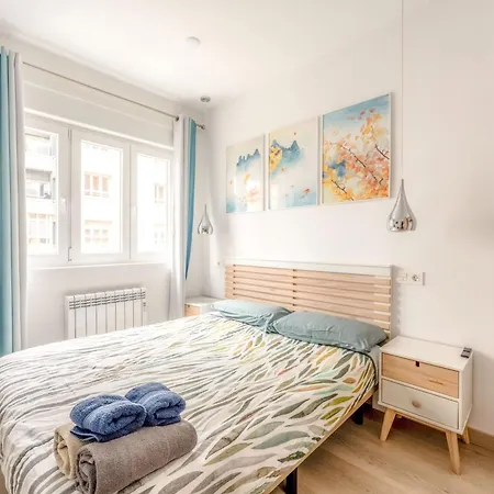 Apartamento Lujo 10 Pax Proyector, Maquina Arcade Y Patinetes Oviedo