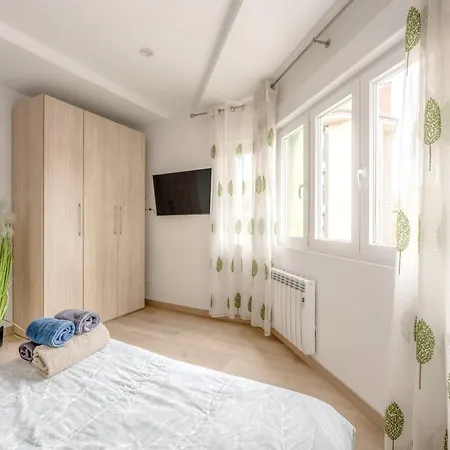 Apartamento Lujo 10 Pax Proyector, Maquina Arcade Y Patinetes *